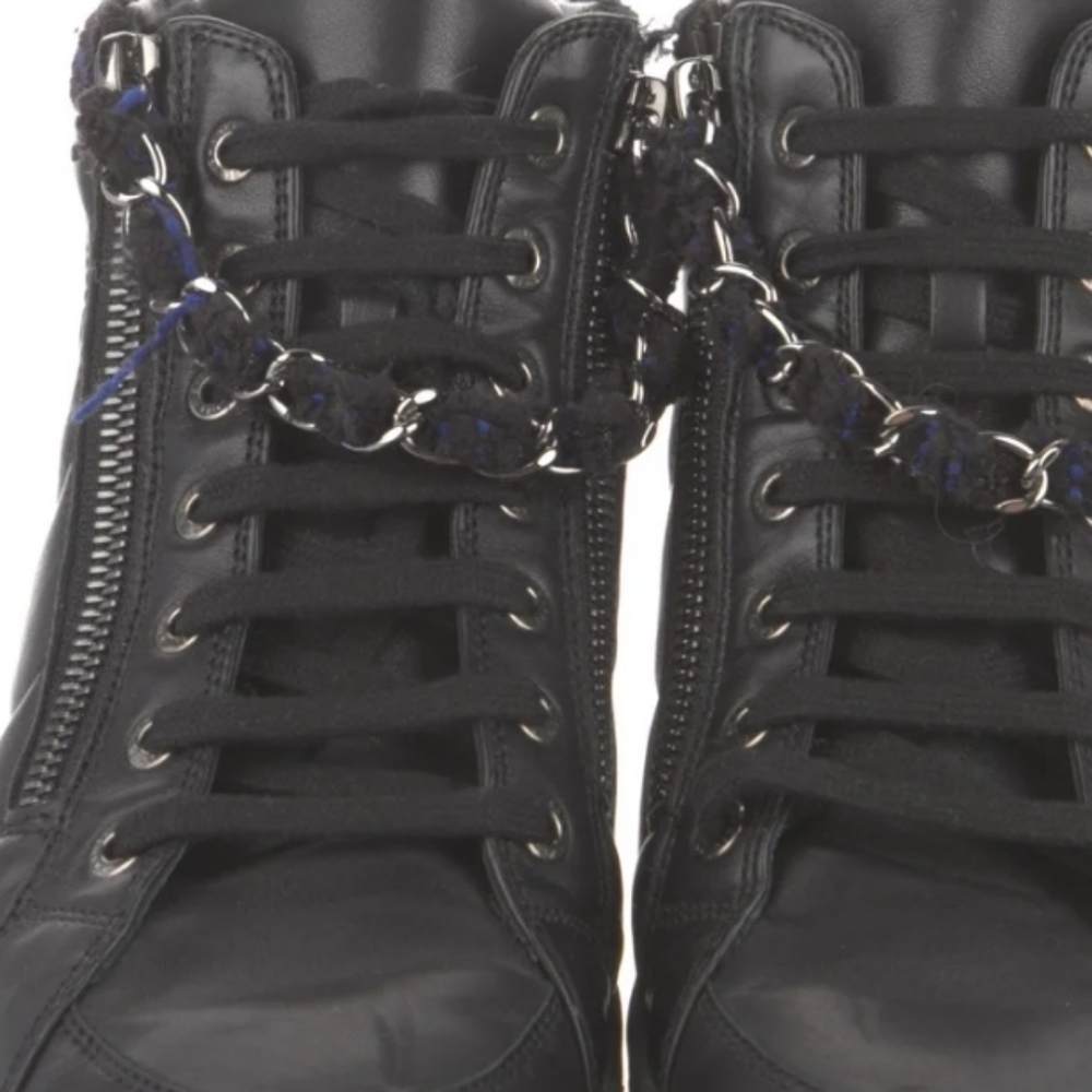 Chanel Authentic Interlocking Cc Logo Sneakers Wo… - image 6